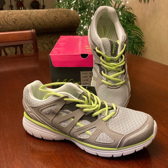 L.A Gear sneaker size 8 1/2 medium  NWT - Picture 7 of 8